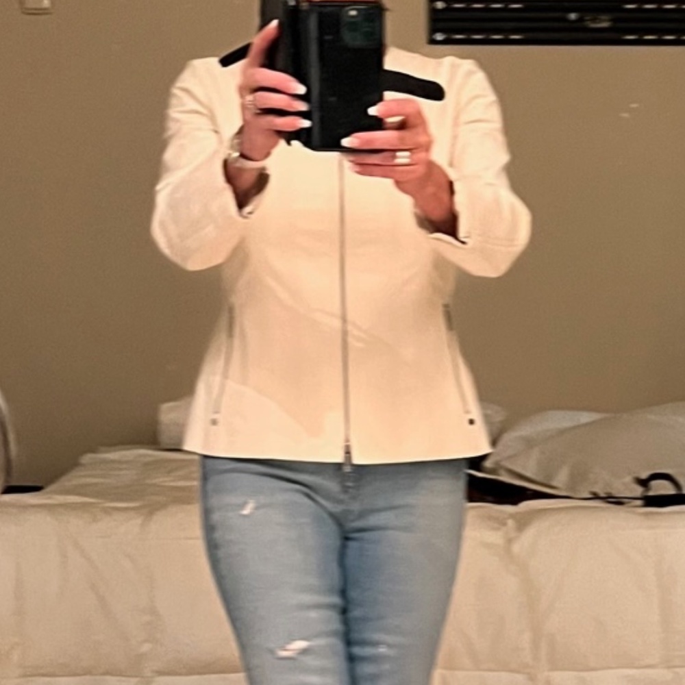 Lafayette 148 New York Jacket, Size 4, Cream color